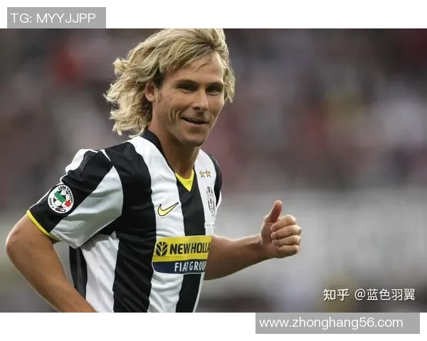 泰国足球明星黄毛的传奇故事与职业生涯回顾 泰国足球明星黄毛的传奇故事与职业生涯回顾