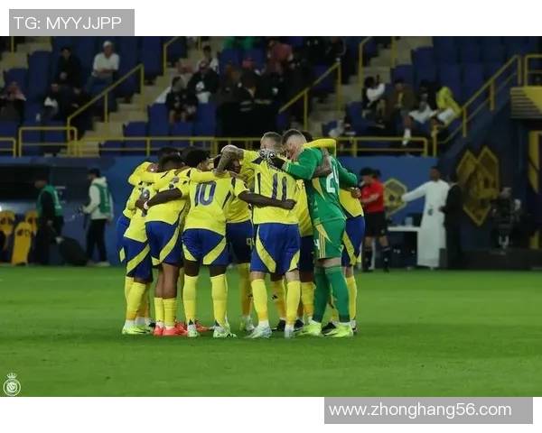 白胡子的黑人足球明星如何在绿茵场上书写传奇人生与辉煌成就